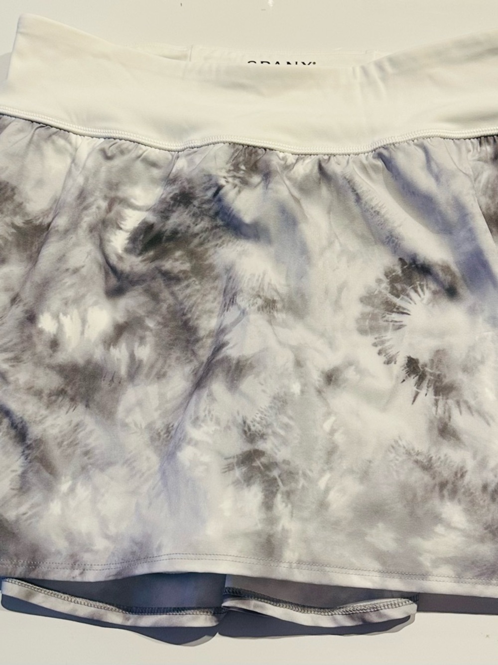 SPANX Get Moving Pleated Skort White Camo Active Tennis Golf Skirt Womens Large